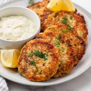 Salmon Burger Ginger and Garlic 4X100 Grm - Image 2